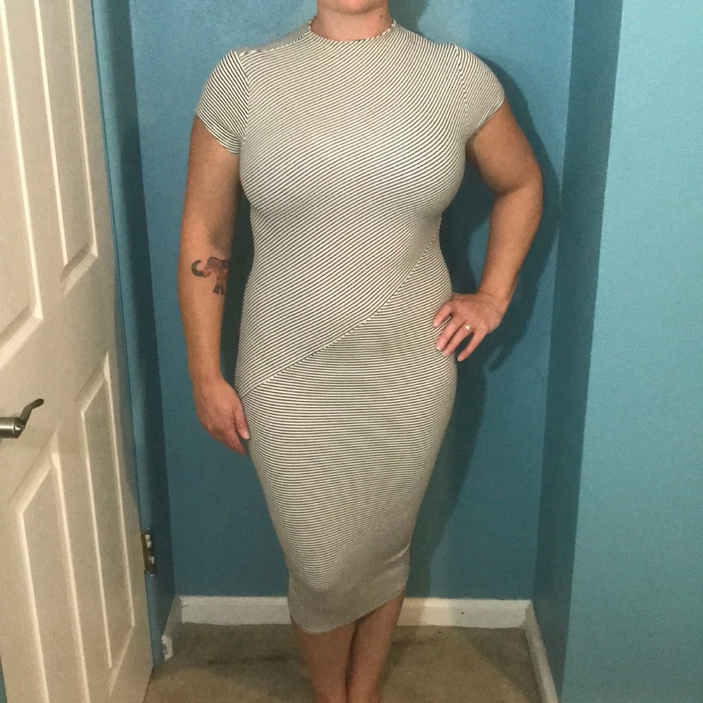 Akira Red label stretch dress size L